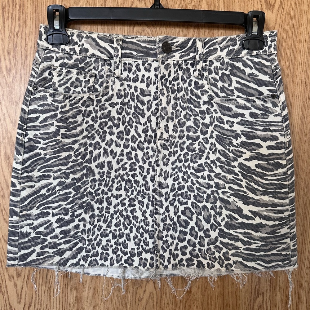 New Current Elliott Crème/Gray Cheetah Print Cotton Mini Skirt Women’s 28